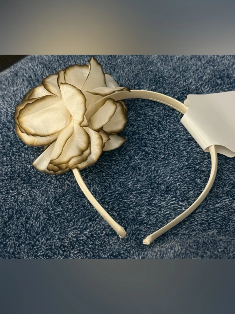 Elegant Cream Flower Headband NWT